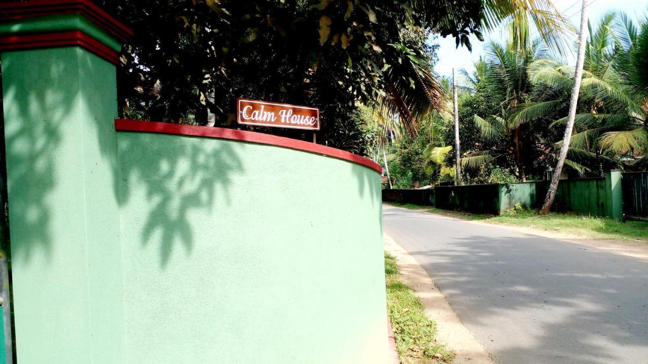 Calm House Dickwella Apartamento Exterior foto