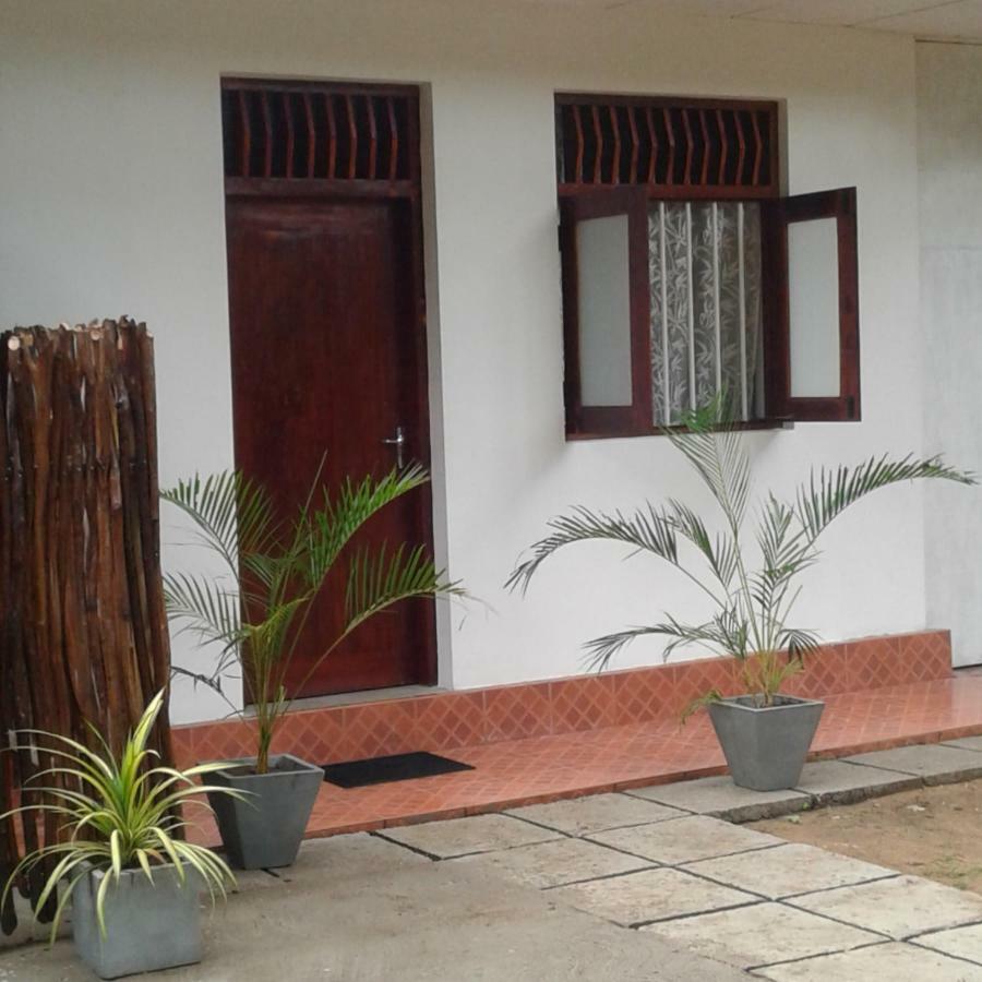 Calm House Dickwella Apartamento Exterior foto