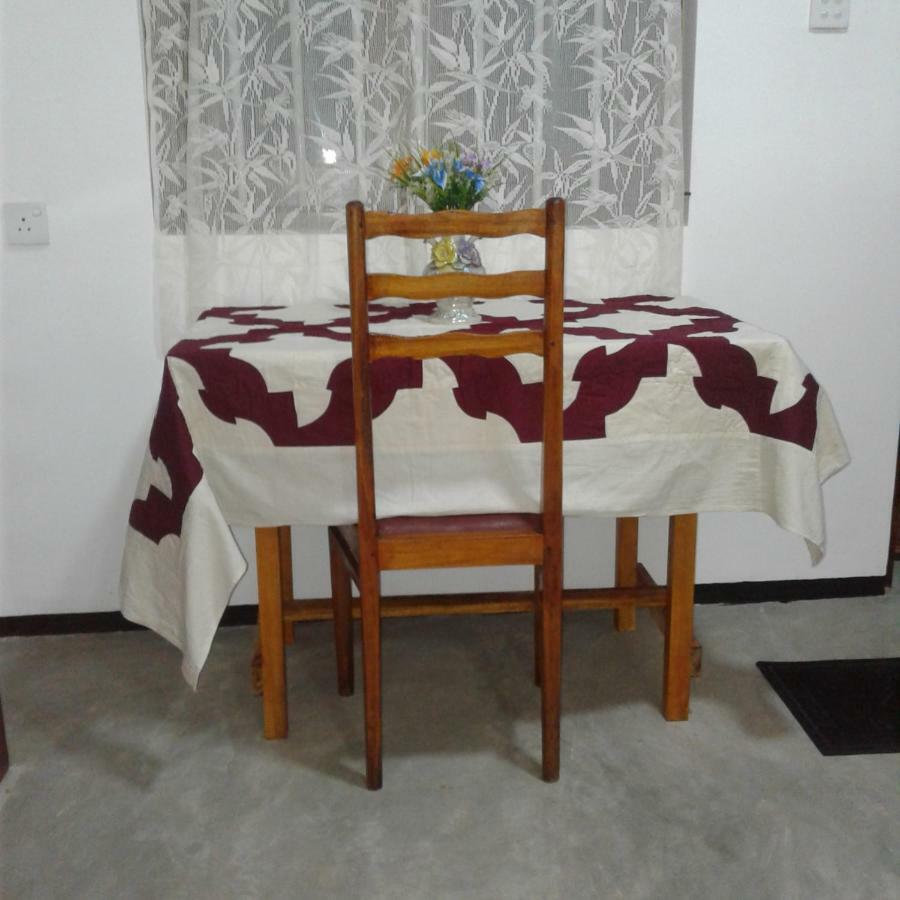 Calm House Dickwella Apartamento Exterior foto
